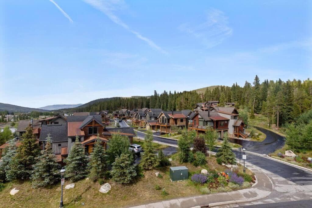 Downtown Chalet Close To Main St With Pool And Hot Tub Брекенридж Экстерьер фото